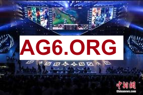 BLG下路三人抱团强行突破 BIN狼母越塔强杀小徐